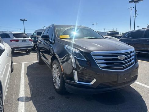 Used 2019 Cadillac XT5 Premium Luxury FWD image 3