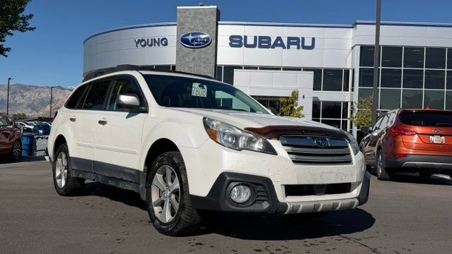 Used 2013 Subaru Outback 3.6R Limited AWD/4WD image 1