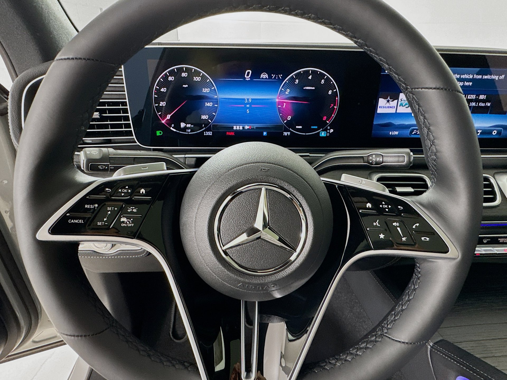 New 2026 Mercedes-Benz GLE 450 4MATIC Coupe image 12