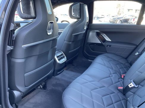 Certified 2023 BMW 740i image 29