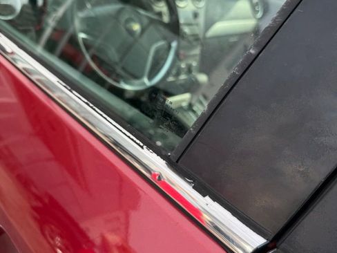 Used 2012 Chevrolet Captiva Sport LT image 22