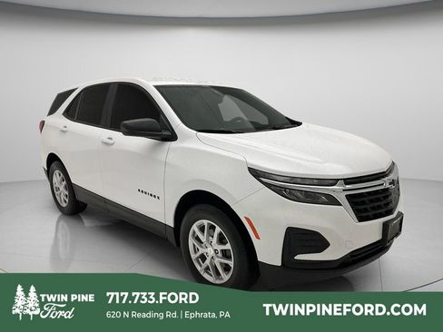 Used 2023 Chevrolet Equinox LS w/ LPO, Floor Liner Package AWD/4WD image 1