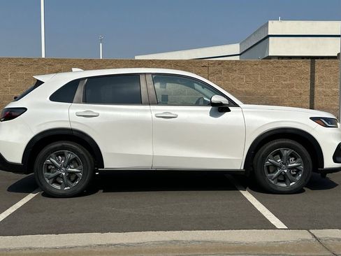 New 2026 Honda HR-V LX image 3