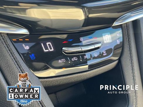 Used 2023 Cadillac XT6 Sport w/ Technology Package AWD/4WD image 29