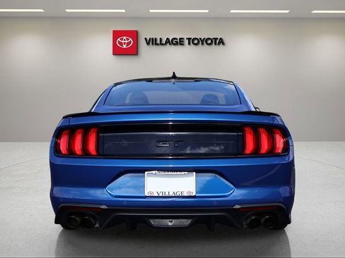 Used 2022 Ford Mustang GT w/ Black Accent Package RWD image 4