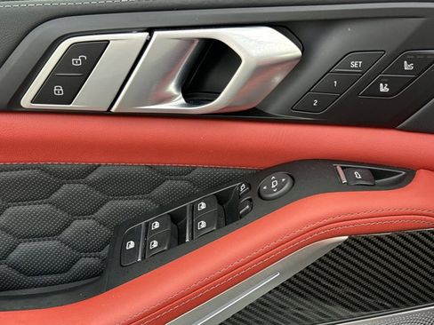 Used 2025 BMW X5 M Competition w/ Executive Package image 20