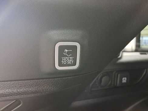 Certified 2023 Jeep Grand Cherokee Altitude image 14