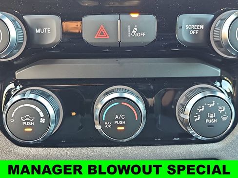 New 2026 RAM 1500 Express AWD/4WD image 20