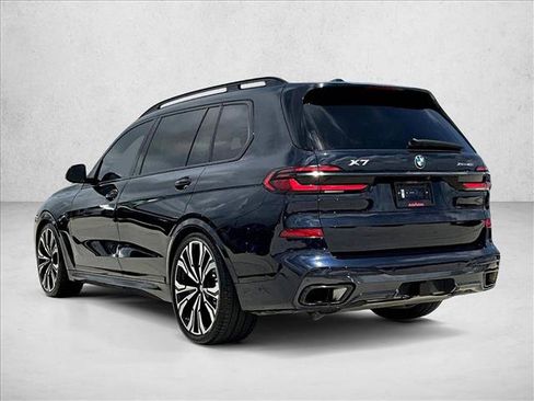 Used 2024 BMW X7 xDrive40i w/ M Sport Package AWD/4WD image 13