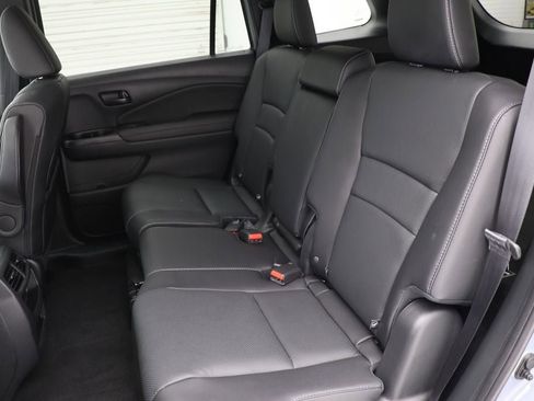 Used 2022 Honda Passport EX-L image 12