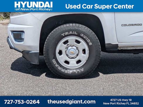 Used 2015 Chevrolet Colorado W/T RWD image 10