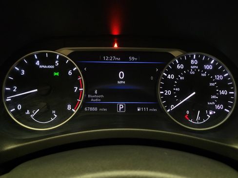 Used 2021 Nissan Sentra SV FWD image 23