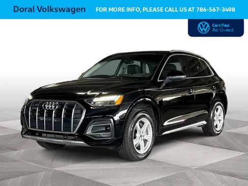 Used 2023 Audi Q5 2.0T Premium w/ Convenience Package image 4