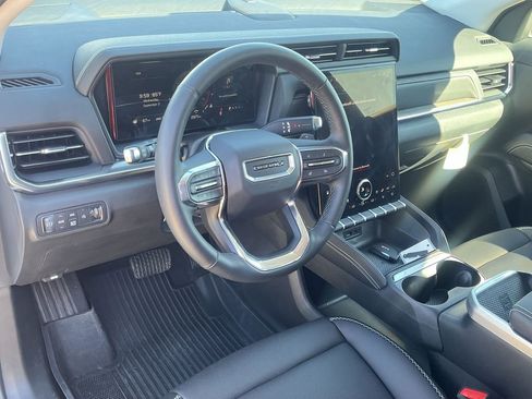 New 2026 GMC Terrain Denali w/ LPO, Floor Liner Package image 17