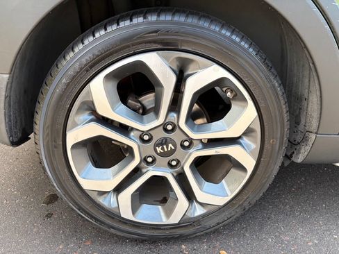 Used 2020 Kia Soul X-Line FWD image 7