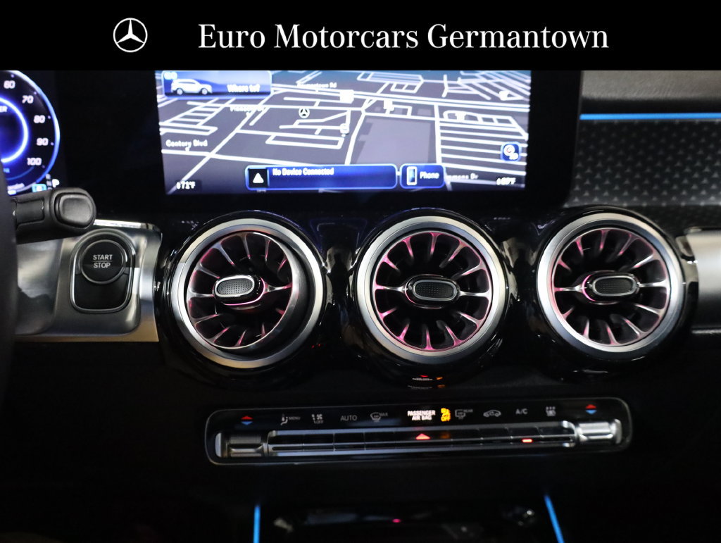 Used 2024 Mercedes-Benz EQB 300 4MATIC image 15