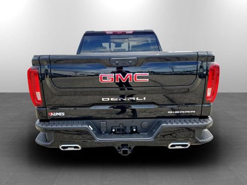 New 2026 GMC Sierra 1500 Denali w/ Technology Package AWD/4WD image 8