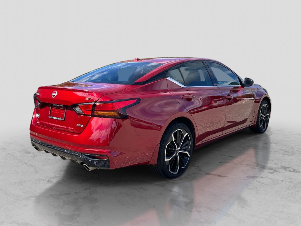Certified 2024 Nissan Altima 2.5 SR AWD/4WD image 5