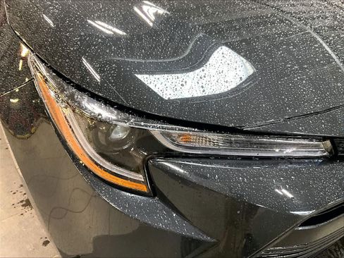 Used 2025 Toyota Corolla LE image 33