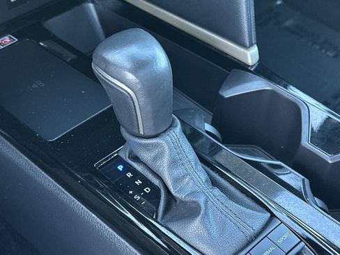 Used 2025 Toyota Camry XSE FWD image 27