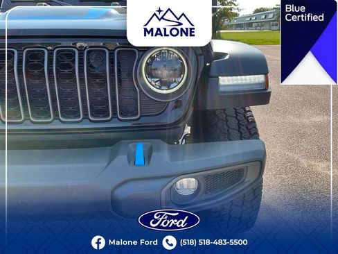Used 2024 Jeep Wrangler Unlimited Rubicon 4xe AWD/4WD image 12