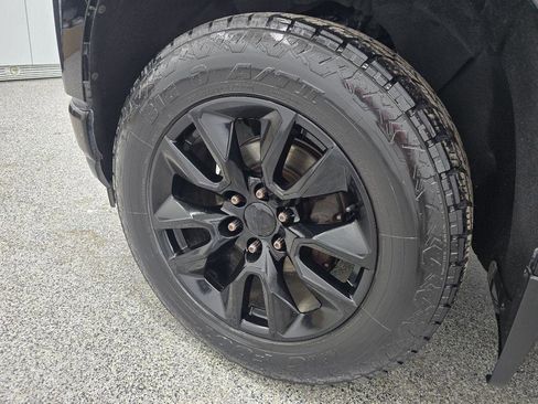 Used 2020 Chevrolet Silverado 1500 LT w/ Texas Edition RWD image 29