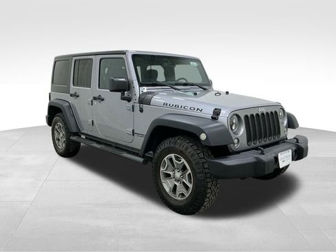 Used 2016 Jeep Wrangler Unlimited Rubicon w/ Connectivity Group image 5