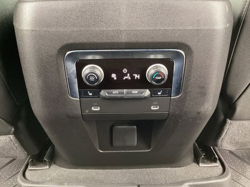 Used 2022 Chevrolet Tahoe RST w/ Sport Performance Package image 32