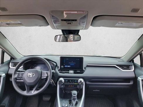 Used 2025 Toyota RAV4 LE image 15