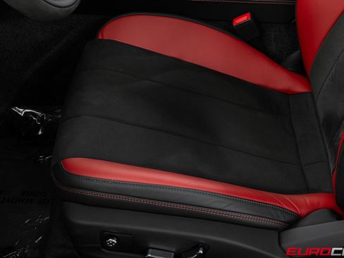 Used 2023 Bentley Continental GT Mulliner image 39