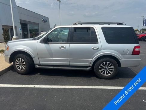 Used 2017 Ford Expedition XLT AWD/4WD image 8
