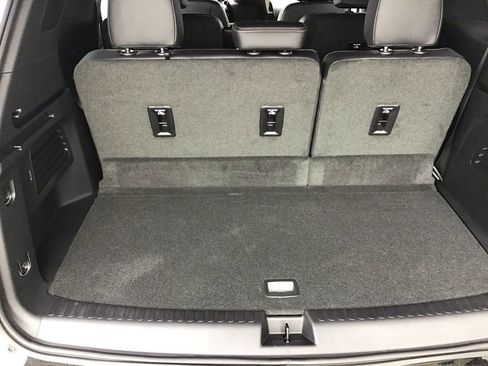 New 2026 Chevrolet Traverse High Country image 28