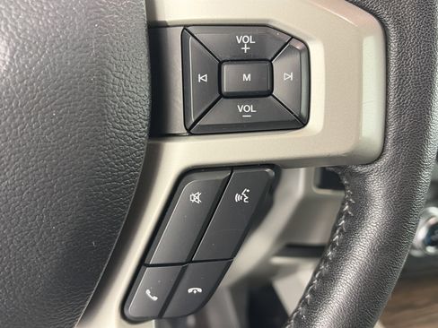 Used 2019 Ford F150 Lariat w/ Equipment Group 502A Luxury image 30