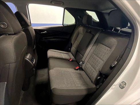 Used 2024 Chevrolet Equinox LT AWD/4WD image 15