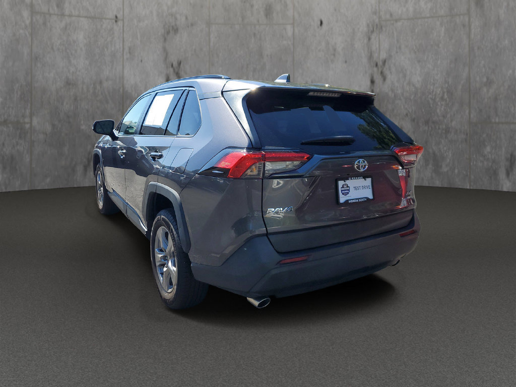 Used 2024 Toyota RAV4 XLE AWD/4WD image 4