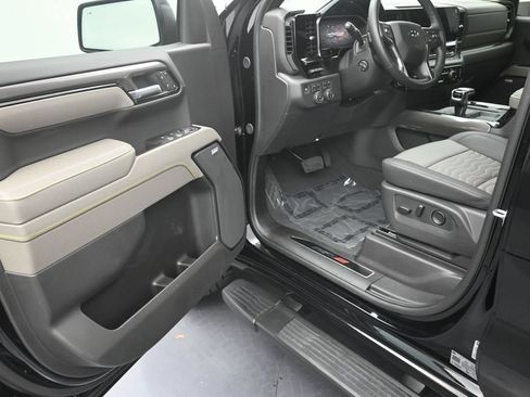 Used 2026 Chevrolet Silverado 1500 ZR2 AWD/4WD image 10