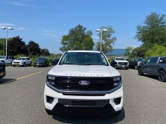 New 2027 Ford Expedition Platinum w/ Platinum Ultimate Package AWD/4WD video 2