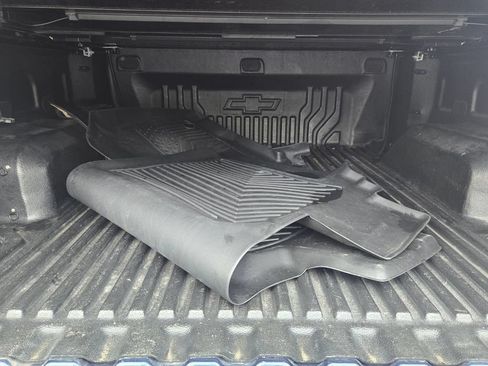 Used 2023 Chevrolet Silverado 1500 Custom RWD image 17