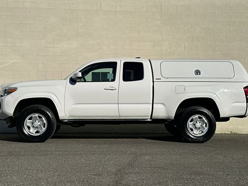 Used 2021 Toyota Tacoma SR image 7