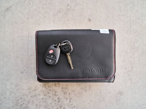 Used 2017 Toyota Tundra SR5 image 56