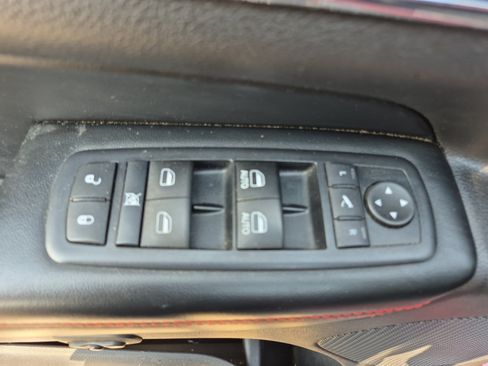 Used 2017 Jeep Grand Cherokee Trailhawk w/ Trailhawk Luxury Group AWD/4WD image 15