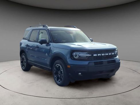 New 2026 Ford Bronco Sport Outer Banks w/ Outer Banks Tech Package+ AWD/4WD image 14
