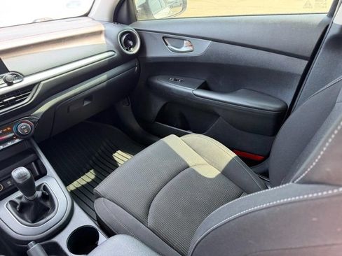 Used 2019 Kia Forte Sedan FWD image 14