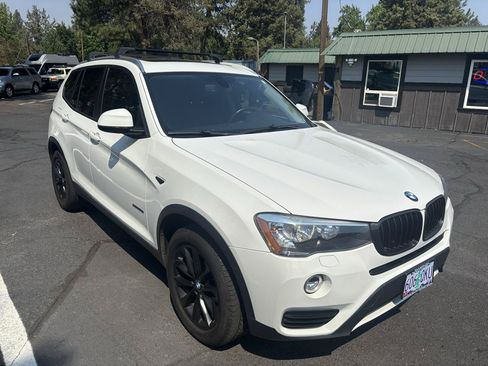 Used 2017 BMW X3 xDrive28i w/ Premium Package AWD/4WD image 6
