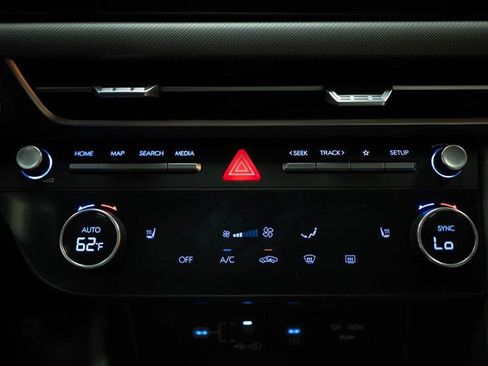 Used 2025 Hyundai Sonata SEL image 21