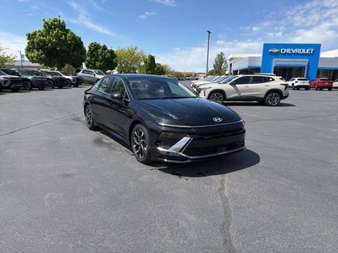 Used 2024 Hyundai Sonata SEL FWD image 1