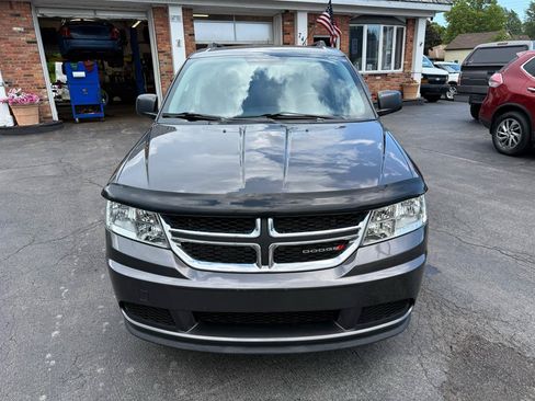 Used 2015 Dodge Journey SE w/ Flexible Seating Group AWD/4WD image 2
