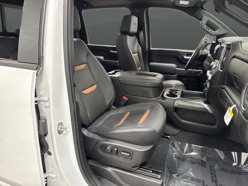 Used 2022 GMC Sierra 2500 AT4 w/ AT4 Premium Plus Package image 34