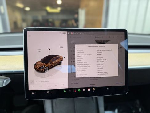 Used 2022 Tesla Model 3 Long Range AWD/4WD image 32