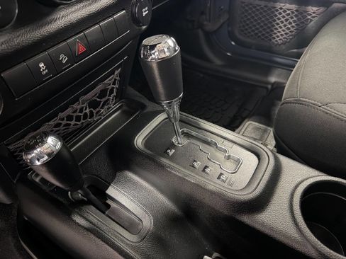 Used 2017 Jeep Wrangler Sport image 20